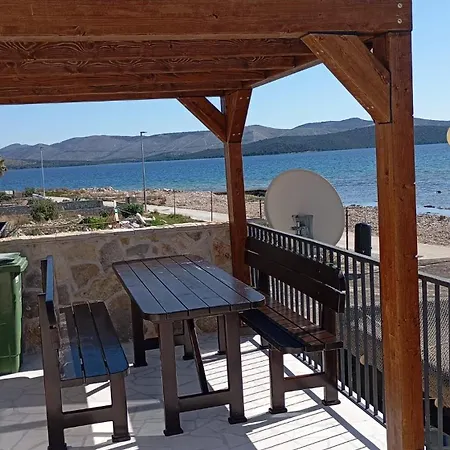 Krapanj Seafront Stone House *